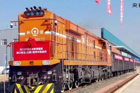 新月快评--不断以中国新发展为世界提供新机遇 新月快评--不断以中国新发展为世界提供新机遇